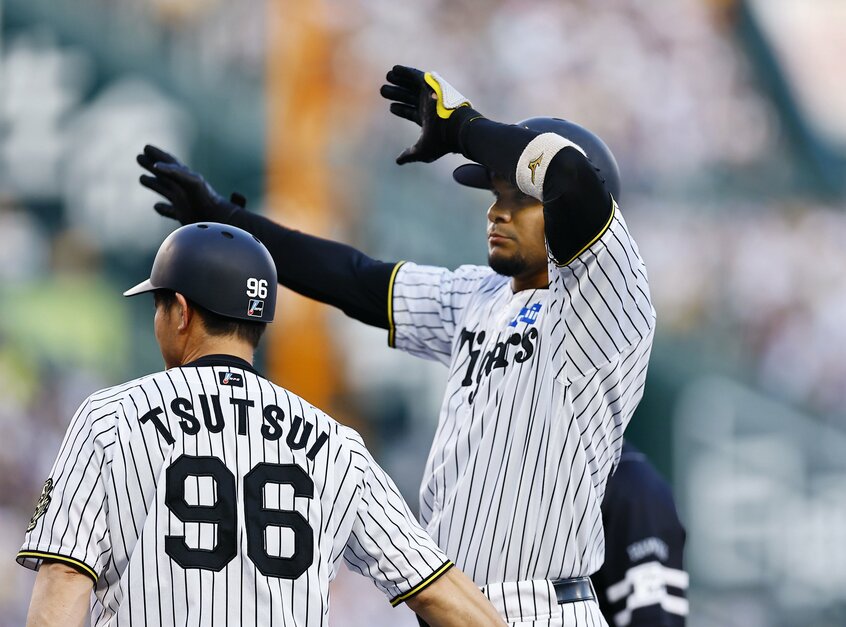 パフォーマンスは結束力を高める効果がある？（写真提供・日刊スポーツ）