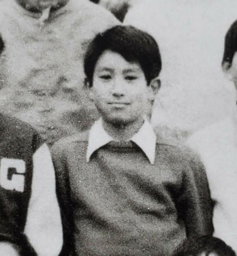 小学6年生のときの河野太郎氏。顔つきには面影が残る（画像は取材者提供）