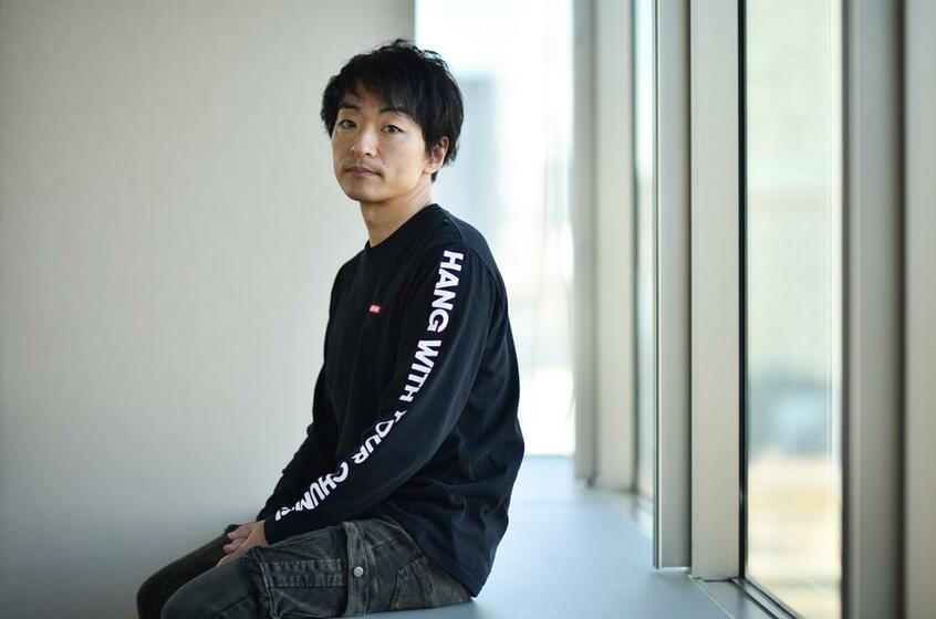 道尾秀介さん（撮影／写真部・掛祥葉子）