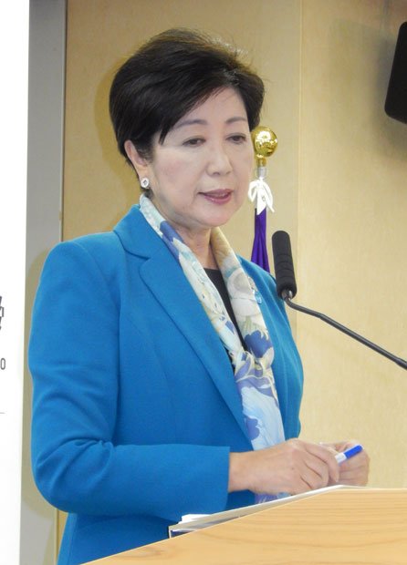希望の党の小池代表（ｃ）朝日新聞社
