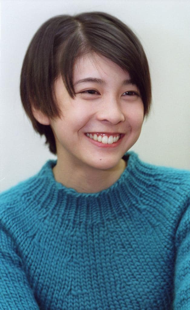 NHK連続テレビ小説「あすか」のヒロインに抜擢されたときの竹内結子さん（C）朝日新聞社