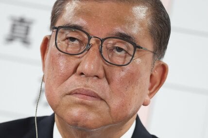 石破首相も潜在意識に刷り込まれた？！ 神谷代表、参政党のキャッチ―な言葉選びにハマった不安を抱く人たち　辛酸なめ子