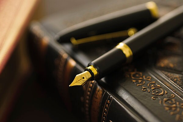 9月23日は「万年筆の日」。万年筆の歴史と魅了をご紹介します