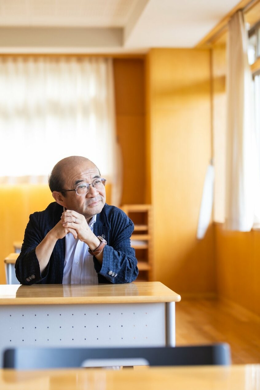 校長になって21年目。言葉や行動に派手さはないが、教員を束ね地道に学校改革を成し遂げてきた(写真/倉田貴志)