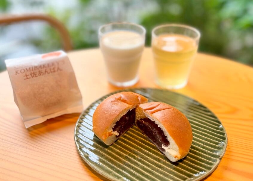 コミベーカリーの「土佐あんぱん」をいただいた。県内スーパーにも並ぶほど愛されている人気店だという
