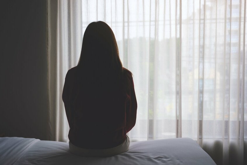 子育てを困難にしている最大の要因は「孤立子育て」だという。親子が孤立しないよう、社会全体で見守る安全網を築く必要がある（写真：Getty　Images）