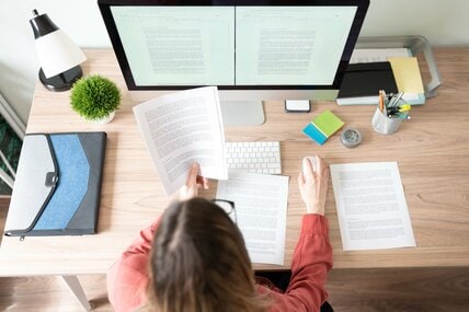 校正のみならず提案や励ましまで… ChatGPTと対話しながら英文メールを書いてみたら