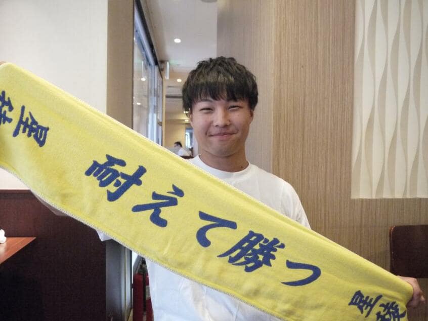 当時の試合について語ってくれた佐竹海音さん。「耐えて勝つ」という言葉は、あの試合から学んだ教訓だ。