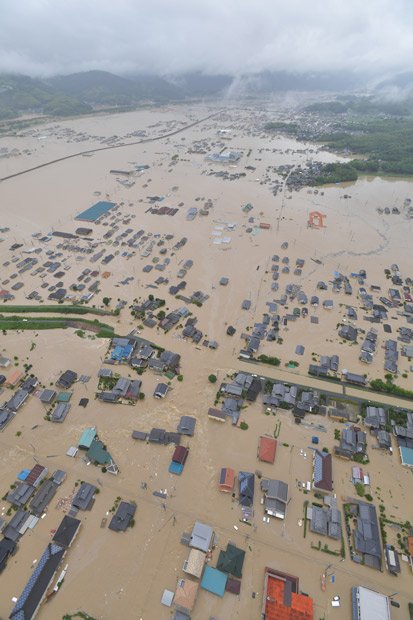 西日本豪雨の被害を受けた岡山県倉敷市（C）朝日新聞社