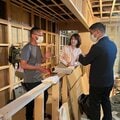 平凡な50代の主婦が社長に 夫が倒れ親族との関係も悪化する中、新しい事業で再スタート