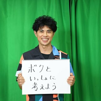 小島よしおが明かす苦手への向き合い方 「おっぱっぴーは不安定な自分に言い聞かせている」