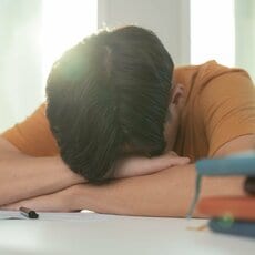 中学時代に完全に不登校だった息子が高校生活を満喫！　きっかけとなった“意外な出来事”とは【体験記】