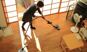 収入が低い妻は「下」、それおかしくない?