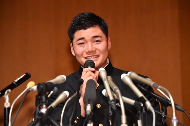 写真・図版（1枚目）| 江本孟紀が太鼓判「日ハム・清宮と広島・中村は一番いい球団に指名された」