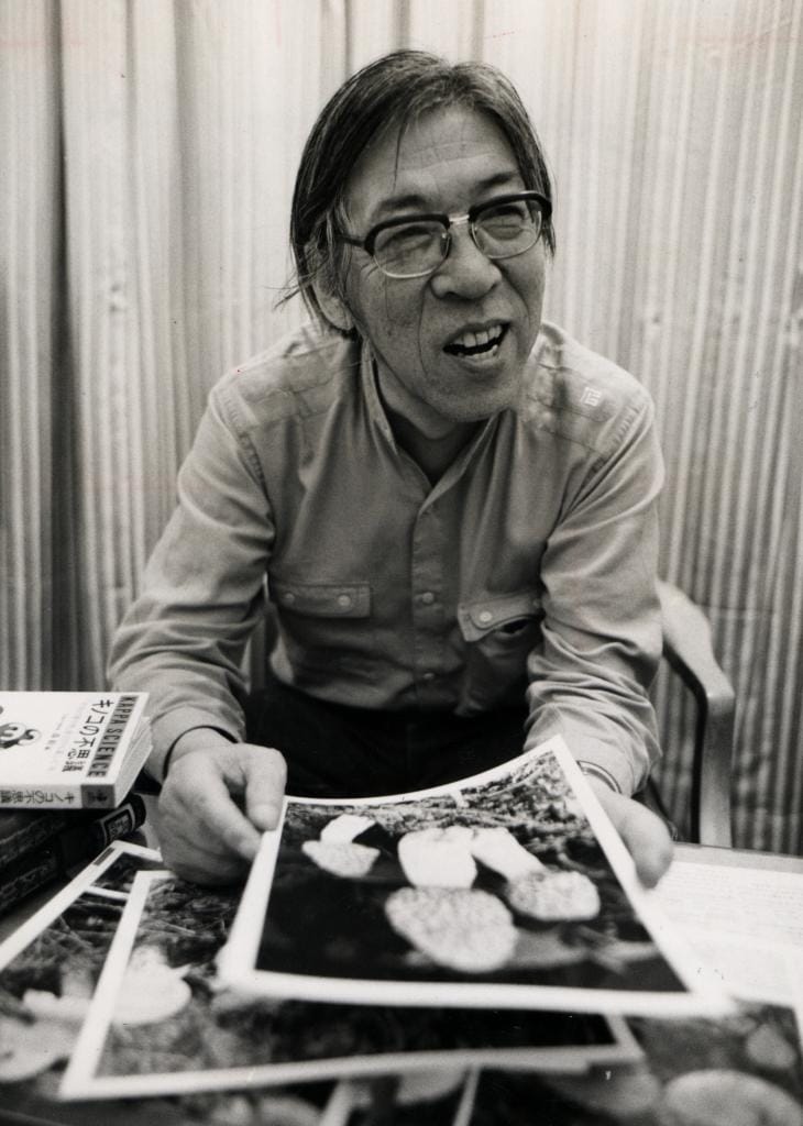キノコの神秘について語る森毅さん（1989年5月、朝日新聞社提供）