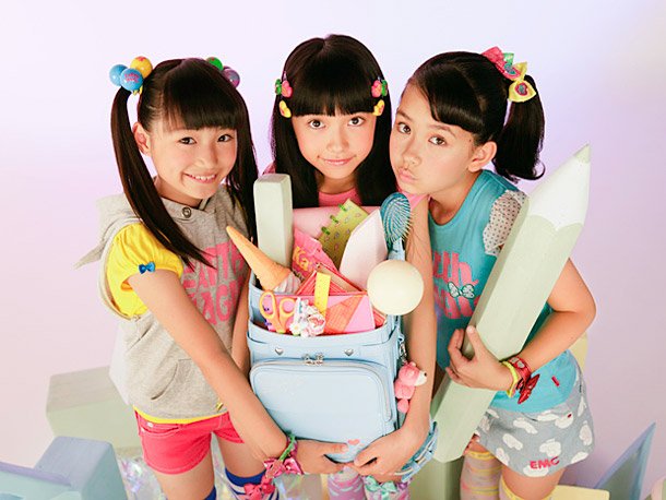 JS（女子小学生）世代アイドル“Pocchimo”砂糖菓子のようなMV公開